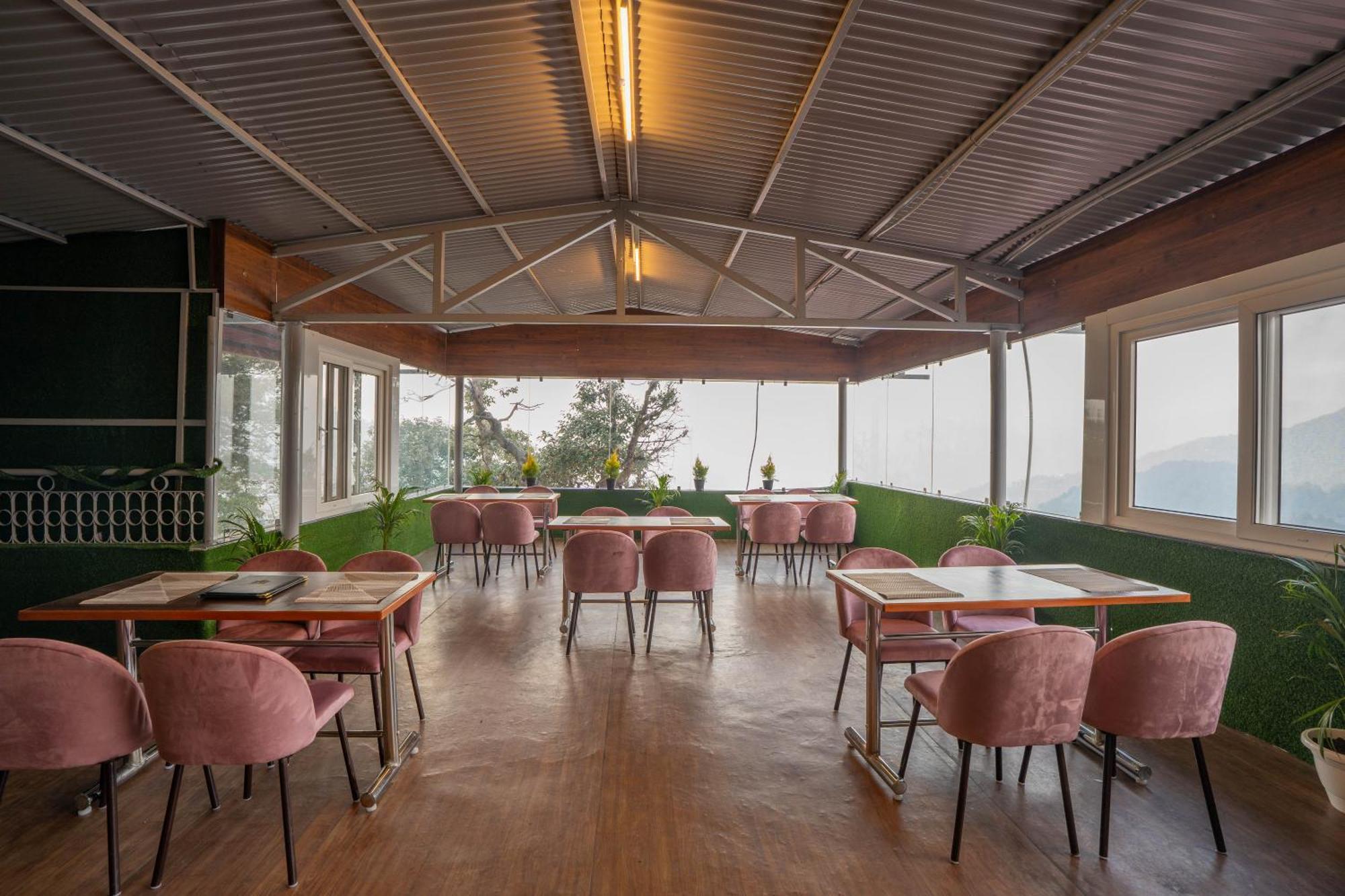 Perfectstayz Premium At Mall Road Mussoorie Kültér fotó
