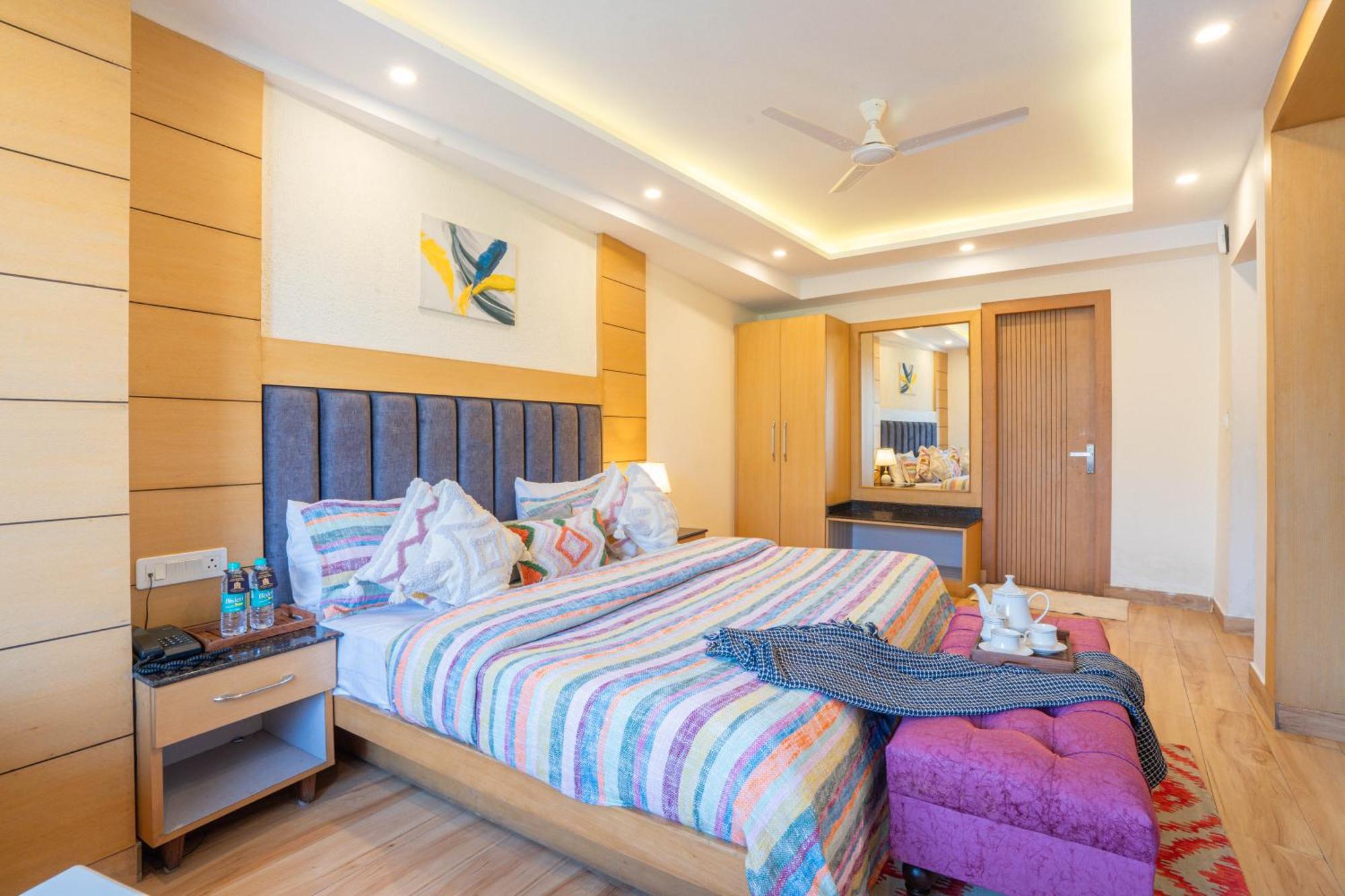 Perfectstayz Premium At Mall Road Mussoorie Kültér fotó