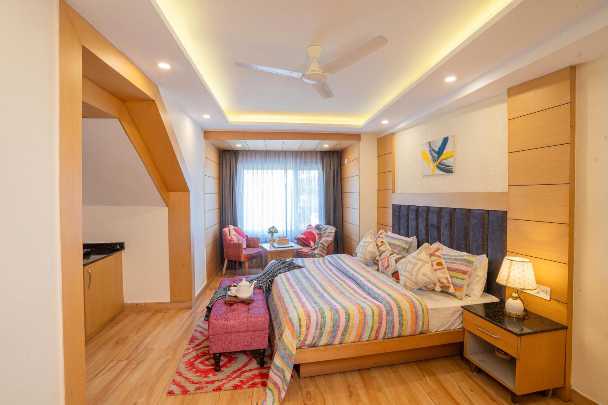 Perfectstayz Premium At Mall Road Mussoorie Kültér fotó