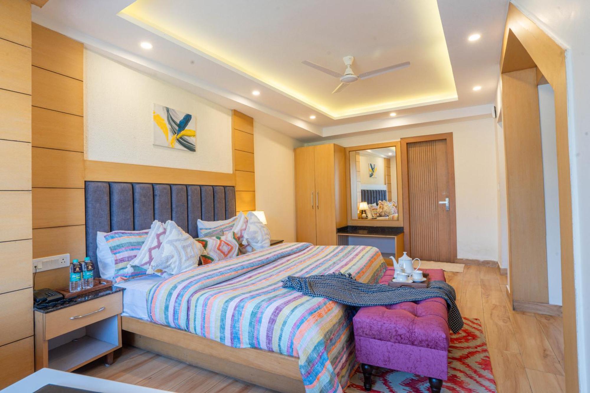 Perfectstayz Premium At Mall Road Mussoorie Kültér fotó