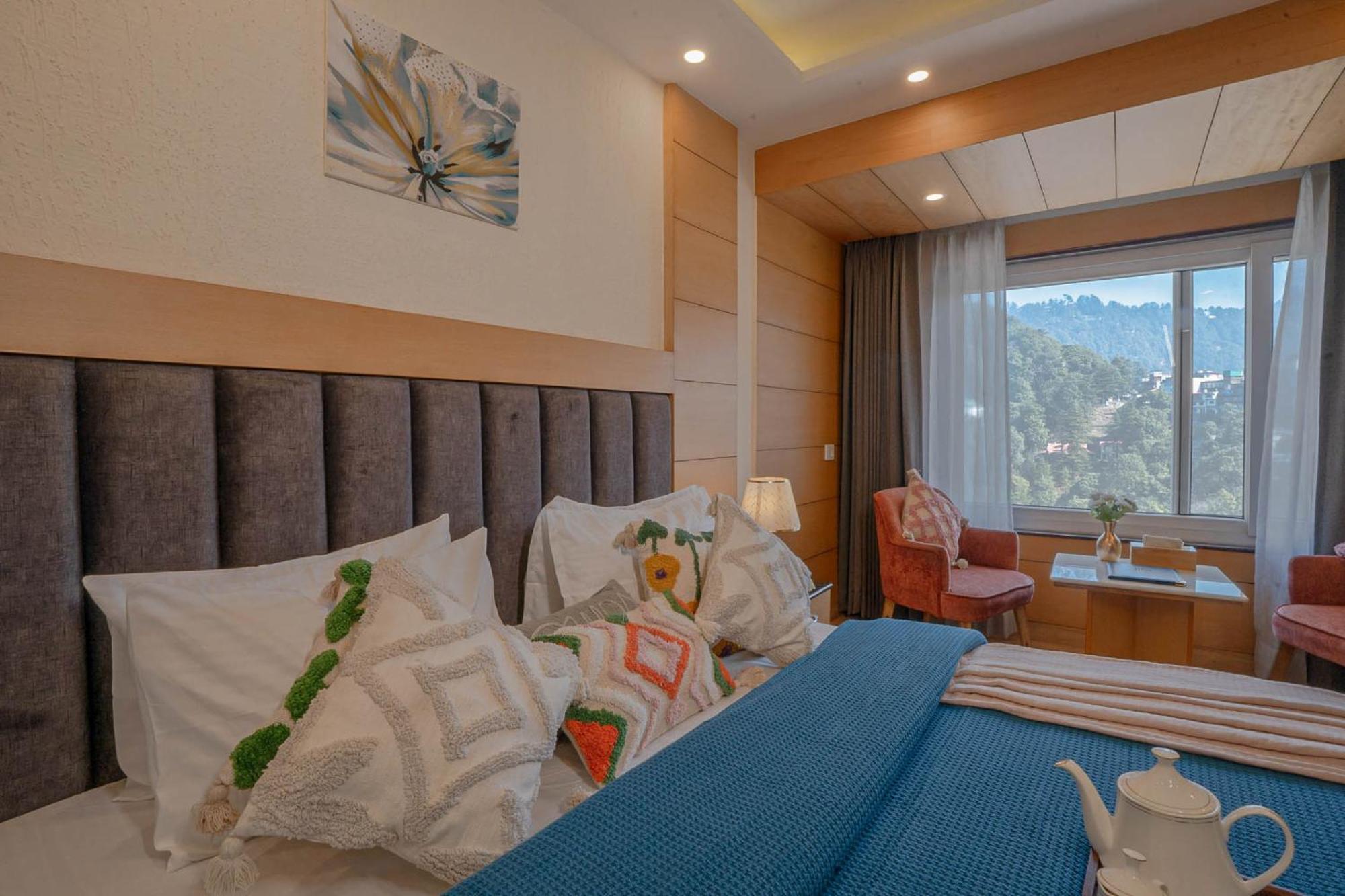 Perfectstayz Premium At Mall Road Mussoorie Kültér fotó