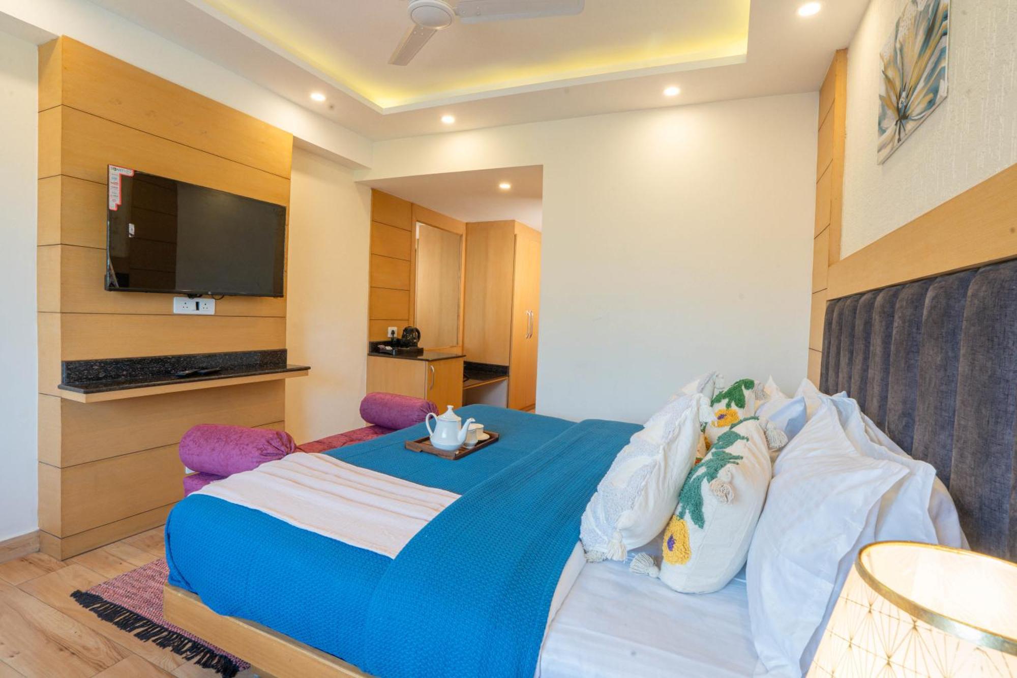 Perfectstayz Premium At Mall Road Mussoorie Kültér fotó