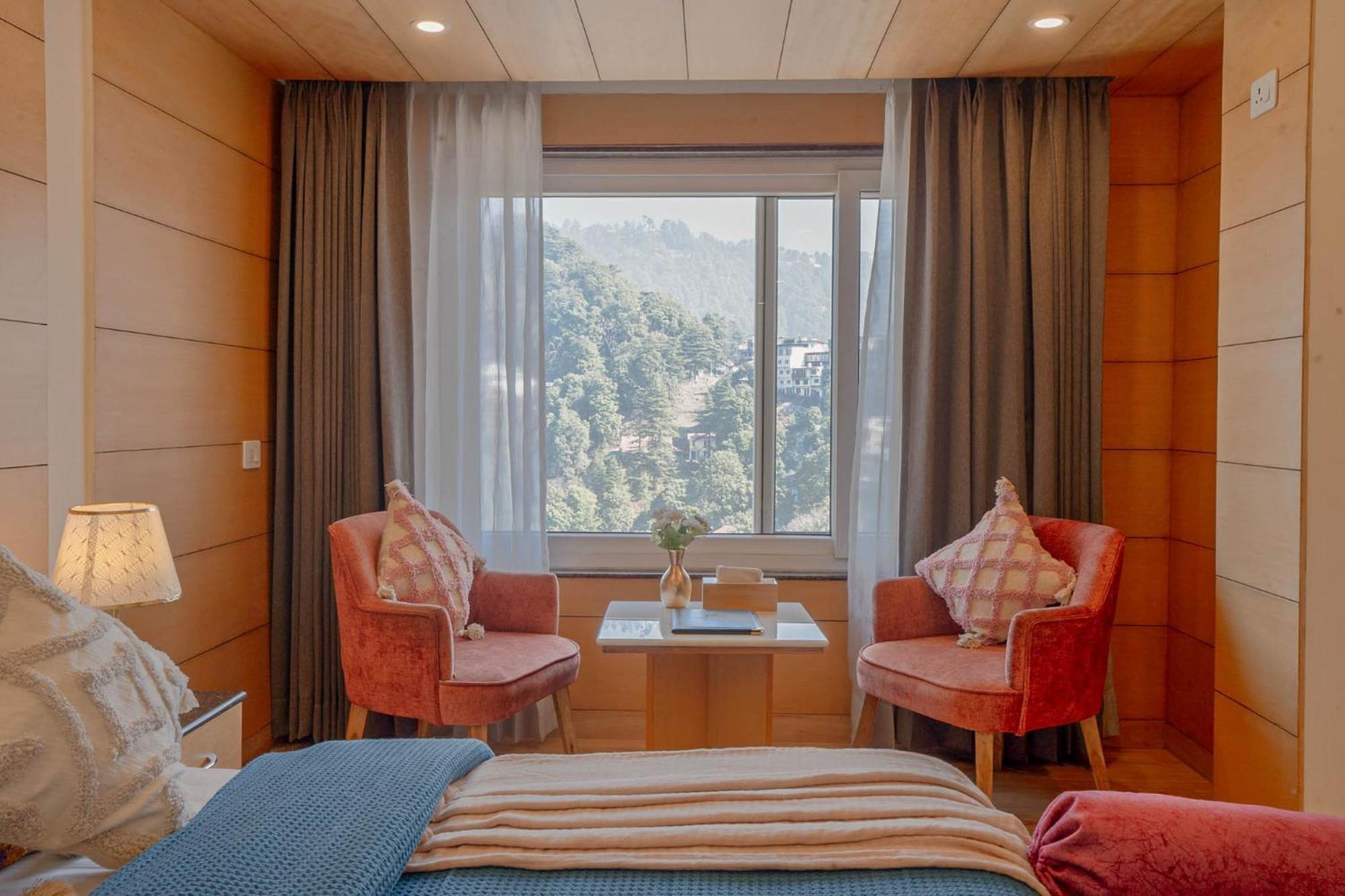 Perfectstayz Premium At Mall Road Mussoorie Kültér fotó